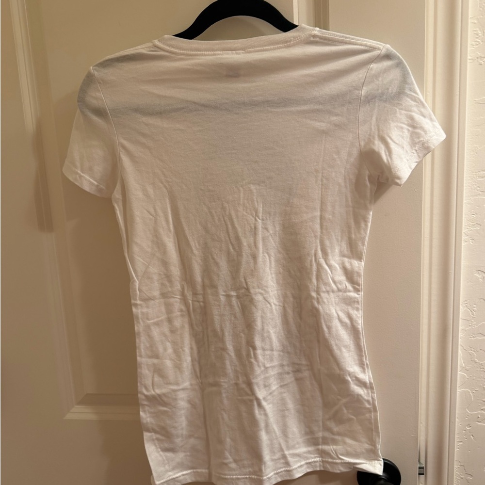 Brand new with tags White Graphic Women’s Tee — Princess Leia - Picture 4 of 4